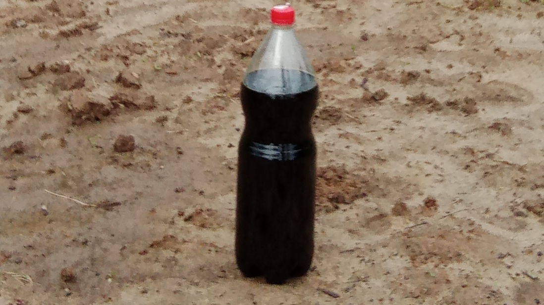 я взрываю 2 литра Кока Коллы!