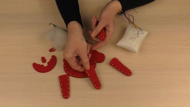Мастер-класс. Новогодняя игрушка из фетра. смотреть онлайн