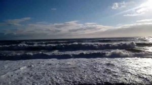 Бушует синее море! Оно как живое! Мощь и сила! 19.04.2017г.