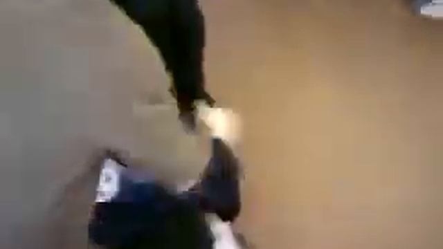 Вот как надо мыть полы:D смотреть онлайн