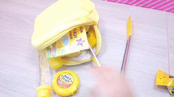 День в Одном Цвете - 24 Часа Свинка Бузя Челлендж - День в Желтом Цвете Поход Для Бузи