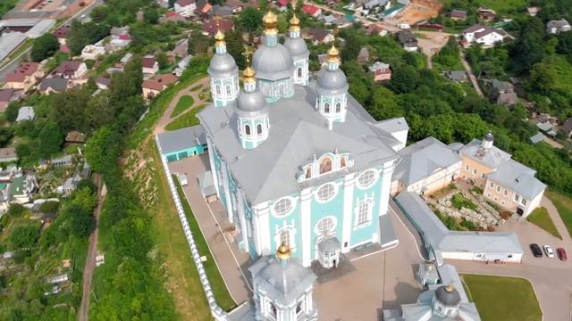 Успенский собор Смоленск, снятый на dji mavic air смотреть онлайн