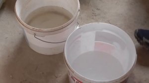 РЕМОНТ: Красим декоративную штукатурку. Наносим лак.