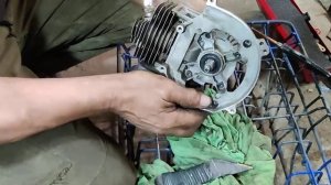 Замена сальника коленвала на тримере Prioritet БТ56