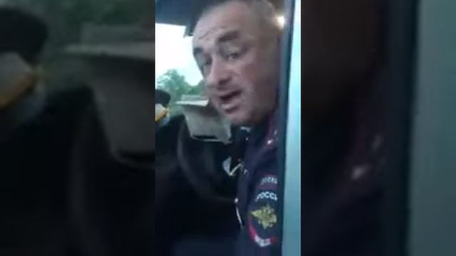 Царек от рук отбился. Наглый полицейский. смотреть онлайн