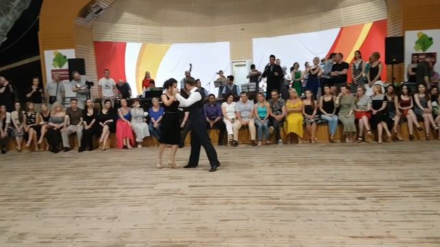 Юрий Штыкин, Наталья Молокова, La 2х4 Rosarina Orquestra. Екатеииненчкий парк, 14.07.2018. Часть 1 смотреть онлайн
