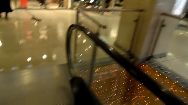 VLOG: Грею ПОПУ / Чей ТУФЛЯ? Покупка в ТВОЁ / Worldinside смотреть онлайн