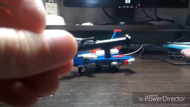 Открываем конструктор LEGO SKY WARS самолёт с ракетами☺ смотреть онлайн