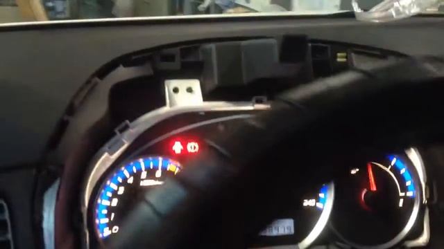 Субару Форестер STI 2011: увеличение яркости шкал и стрелок. смотреть онлайн