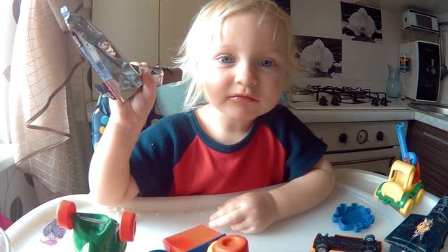 С какого возраста можно есть шоколад? ? смотреть онлайн