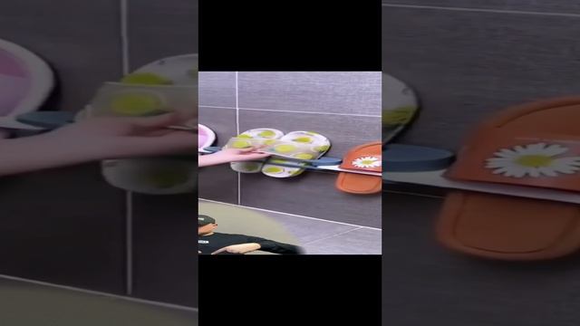 Настенный складной органайзер для тапок - полка, держатель для тапочек смотреть онлайн