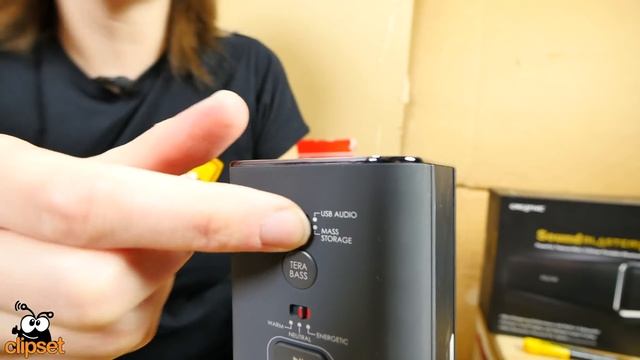 Creative SoundBlaster Roar Pro unboxing en español | 4K UHD смотреть онлайн
