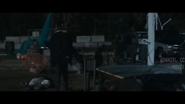 Residents on Zombie-plagued Island Train Zombies to Back to Human State |SURVIVAL OF THE DEAD смотреть онлайн