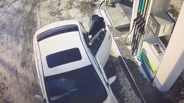 Женщина заживо сгорела в автомобиле в Благовещенске смотреть онлайн