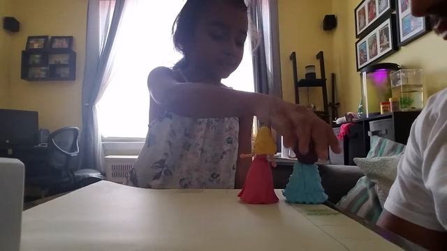 Happily Ever After Game by Layla and Dad смотреть онлайн