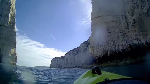 Old Harry Rocks By Kayak (1080P HD) смотреть онлайн