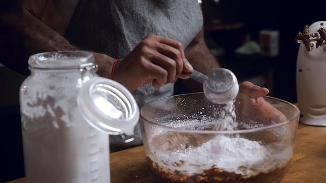 The Best Vegan Chocolate Cake. Period. смотреть онлайн