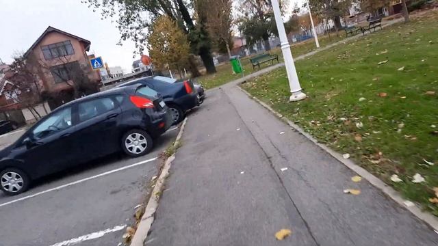 Парк Onestilor. Движение по кругу к самокат. Первый весь. смотреть онлайн