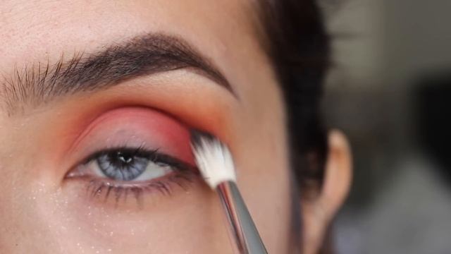 Huda Beauty Desert Dusk Tutorial смотреть онлайн