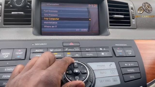 How To Check Tire Pressure On The Display Screen [Infiniti M35X] смотреть онлайн
