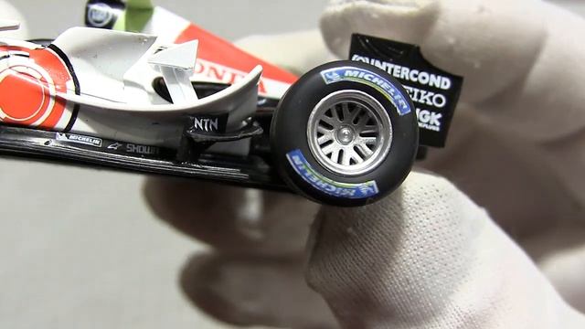 HONDA RA106 1:43 Jenson Button от CENTAURIA Formula1 Auto Collection №33 смотреть онлайн