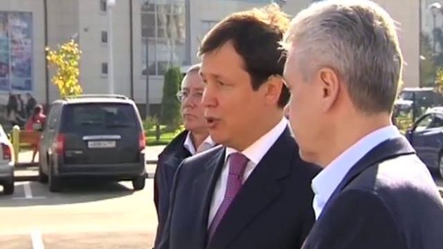 Открыт новый ТПУ у метро «Бульвар Дмитрия Донского» смотреть онлайн