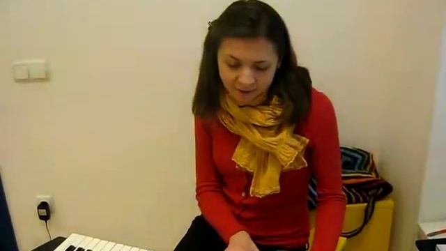 Каждый по-своему маму поздравит