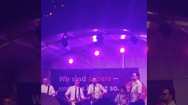 Праздник в центре Гиссена.Германия-август 2022 смотреть онлайн