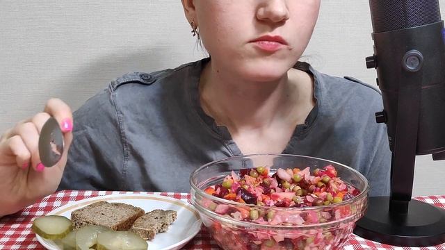 ASMR-RUSSIA. RUSSIAN SALAD VINAIGRETTE (Eating Sounds). АСМР ВИНЕГРЕТ. 러시아어 샐러드
