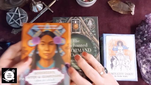 What are the Differences between Tarot, Oracle & Lenormand Cards? смотреть онлайн