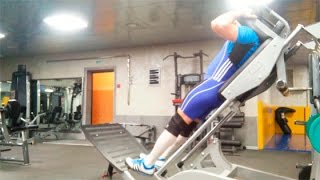 Подъём на носки в тренажёре стоя: техника выполнения смотреть онлайн