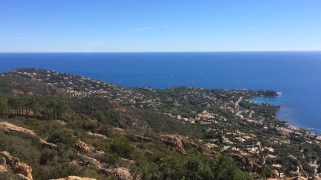 Panorama vue a 360° du drapeau du rastel d'Agay Var смотреть онлайн