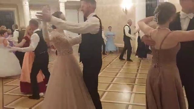Большой фигурный вальс смотреть онлайн