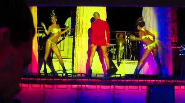 The go-go dancer who made my day)))