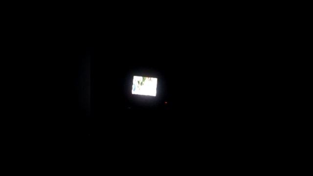 Просто телевизор в тёмной комнате смотреть онлайн