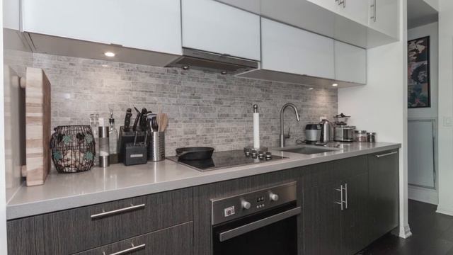 8 Mercer Street Suite 521 | King & John | Toronto смотреть онлайн