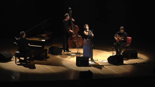 Şairlerin sesi Cristina Branco CRR'de muhteşem bir konser verdi смотреть онлайн
