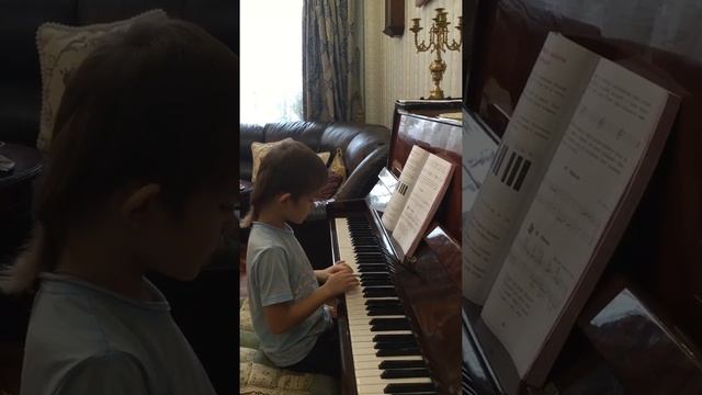 птичка над моим окошком. Никита 6 лет смотреть онлайн