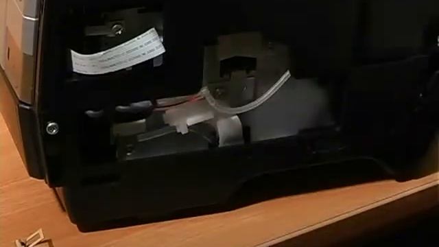 Видеоинструкция: вывод памперса для Epson 1400 смотреть онлайн
