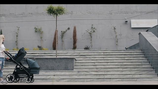 Забудьте о тяжёлых и неповоротливых колясках для двойни и погодок, Babyzz Dynasty ломает шаблоны! смотреть онлайн