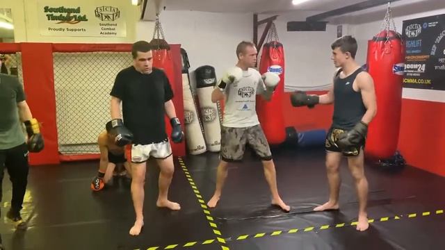 Как правильно набивать пресс/Стальной пресс/БОКС групповые тренировки смотреть онлайн