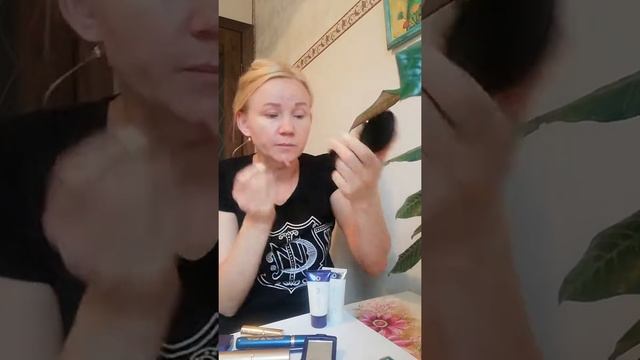 Что делать, если тональный крем оказался тёмным? смотреть онлайн