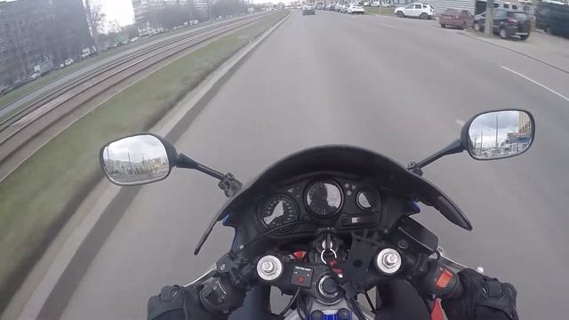 Honda cbr600 f4, short trip POV смотреть онлайн