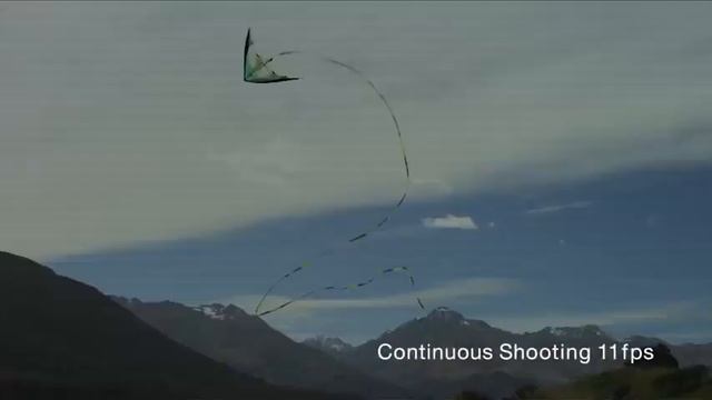 FinePix HS50EXR - Long zoom Camera (Commercial) смотреть онлайн