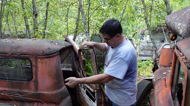 The Widow Maker RH5 Split Rim Wheel Exposed! смотреть онлайн