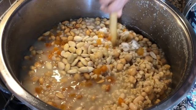 USTASINDAN 40 Yıllık DUALI AŞURE TARİFİ | AŞURE NASIL YAPILIR? смотреть онлайн