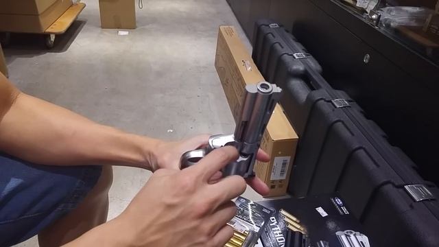 CRW Eng review 2016 Marui spring powered revolver смотреть онлайн