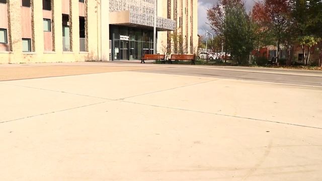 HOW TO BRAKE ON ROLLER SKATES? / T-STOP смотреть онлайн