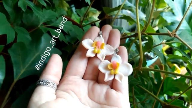 Серьги-гвоздики белые орхидеи 💮 из полимерной глины. смотреть онлайн