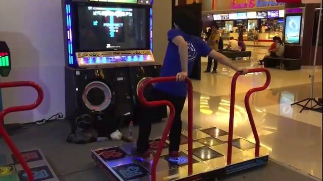 Танцевальный аппарат Pump It Up 55" - "Infinity" смотреть онлайн